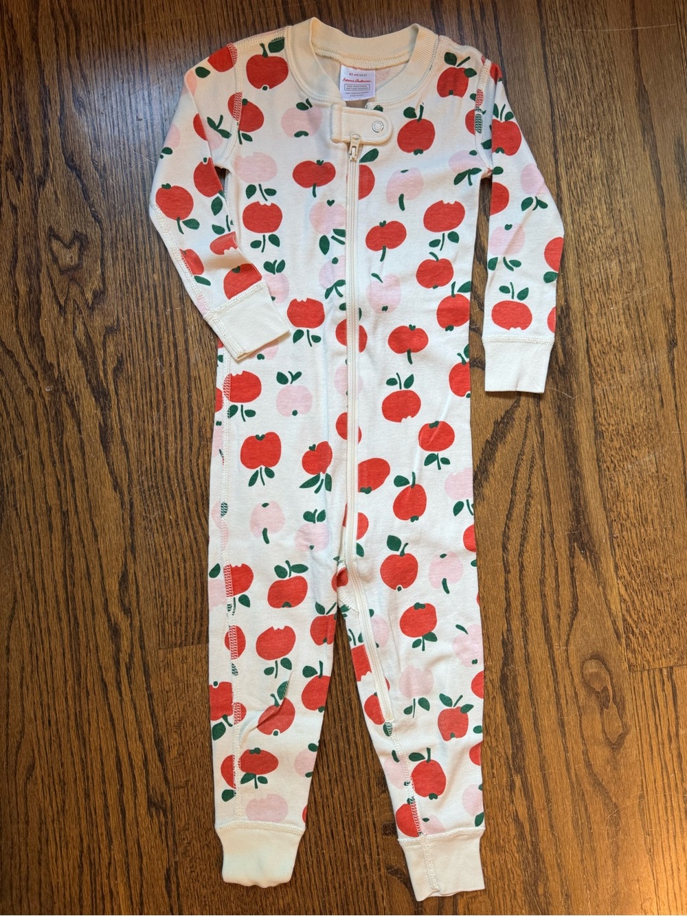 Hanna Andersson zip up apple print pajama
